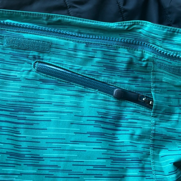 L.L. Bean Women's Teal Winter Jacket Size Medium - Picture 7 of 12